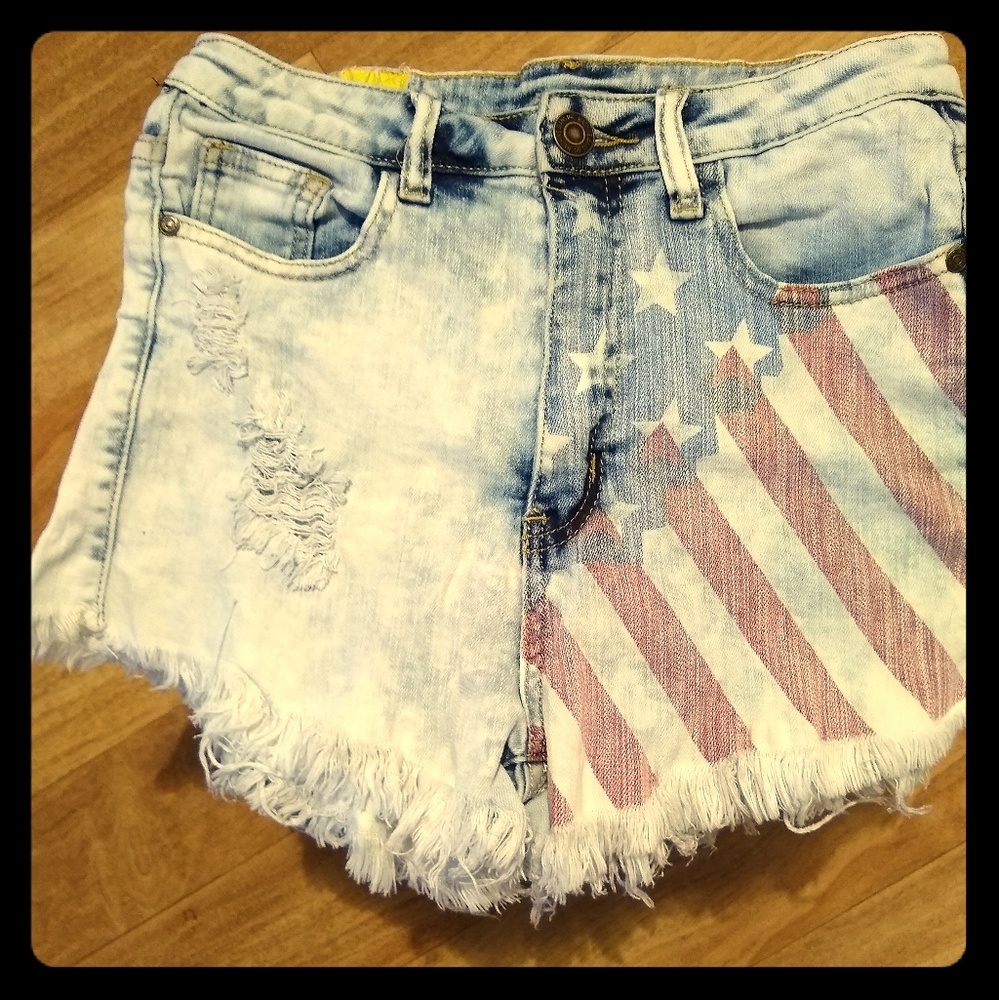 MACHINE jean shorts